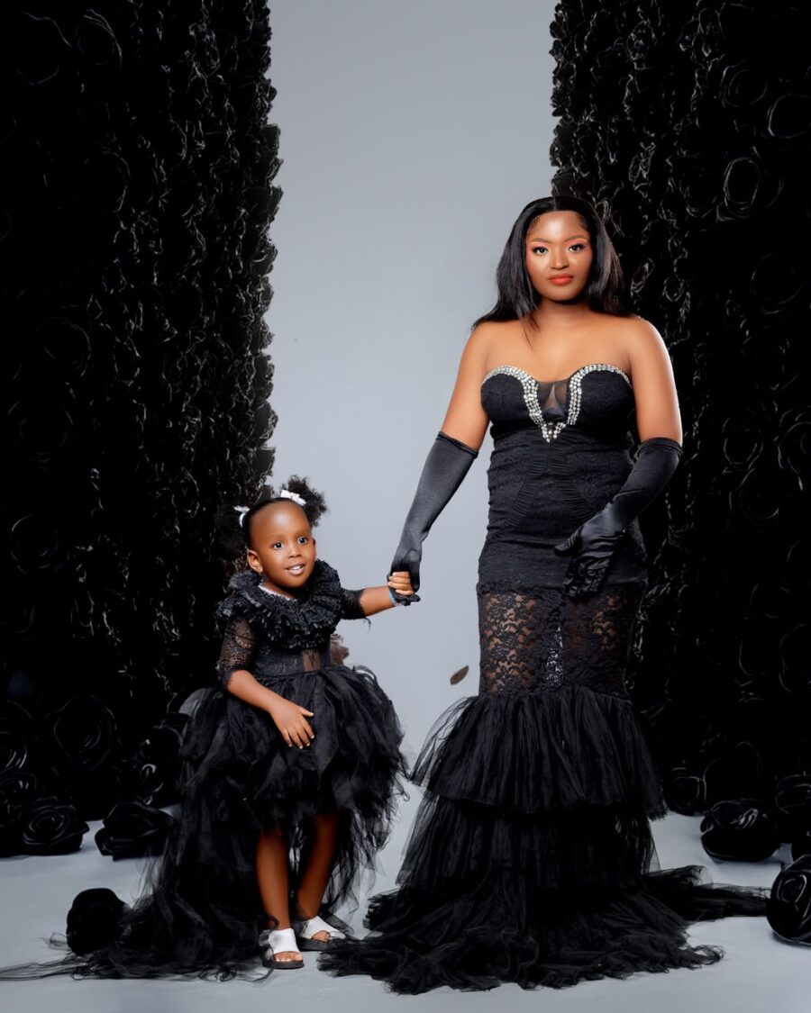 Mother & daughter